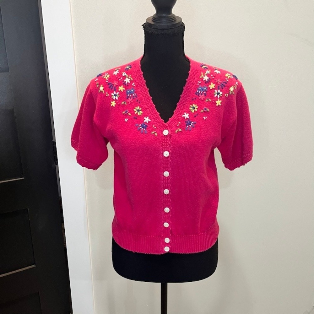 Lizsport Pink Floral Embroidered Short‎ Sleeve Cardigan Sweater V-Neck Vintage